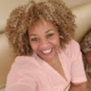 Meet your Posher, Roslyn